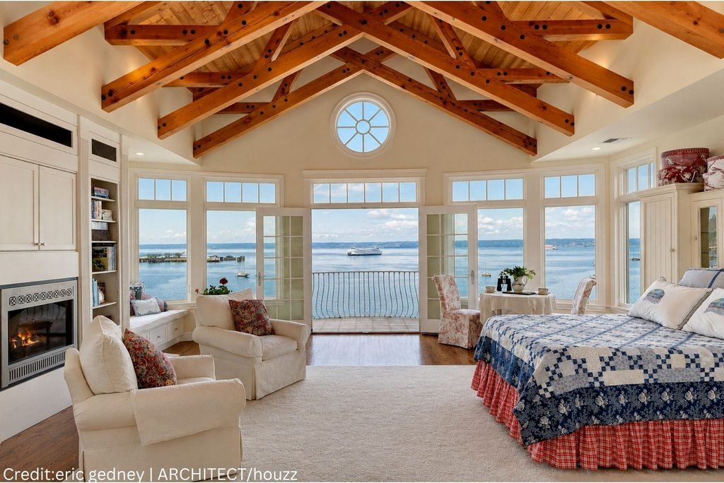 Large Coastal Master Retreat