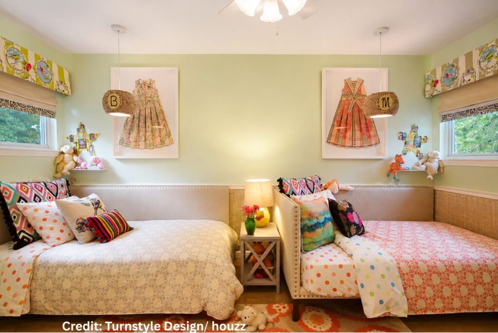 Twin Bed Symmetry Arrangement