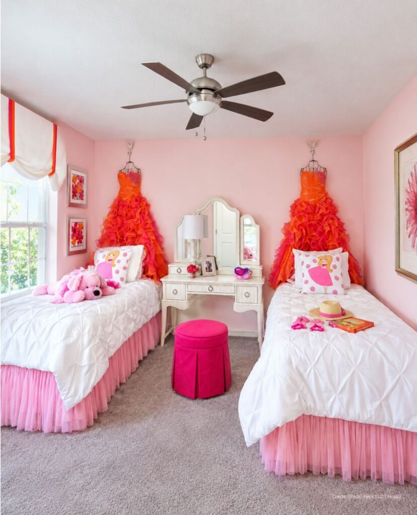 Cheerful Room Details