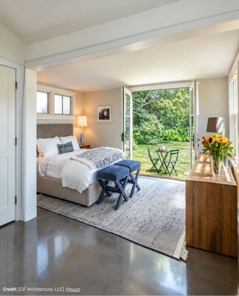 Cottage Window Arrangement
