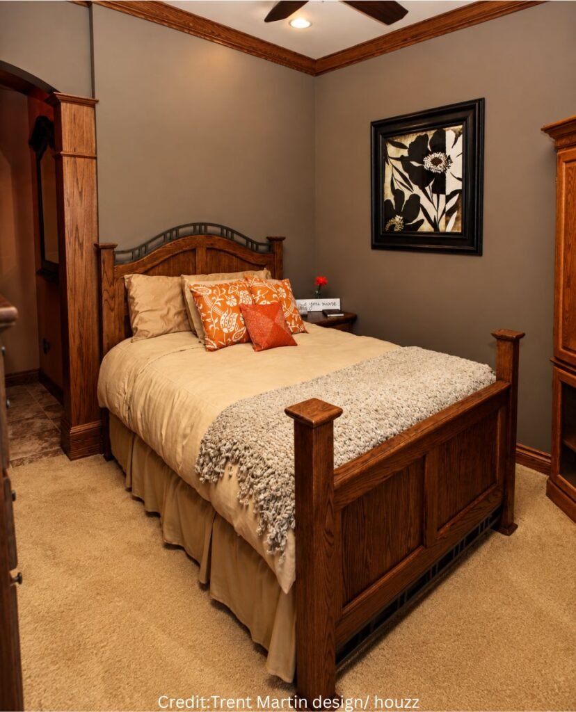 Cozy Guest Bedroom Setting