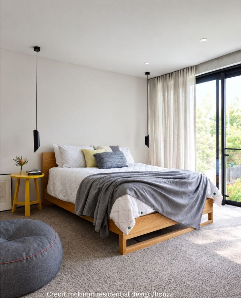 Moody Green Wall Retreat