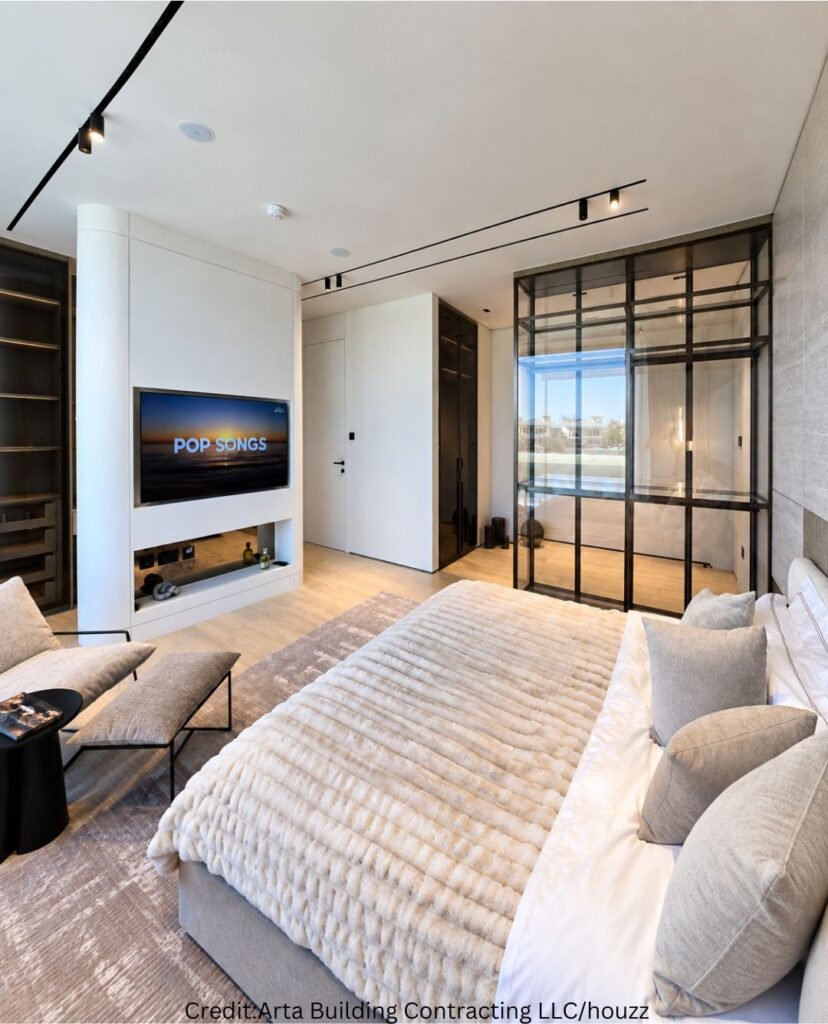 Rounded Joinery Television Wall