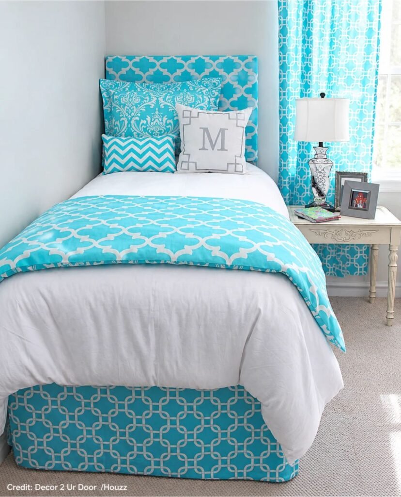 Furnishings With Coral